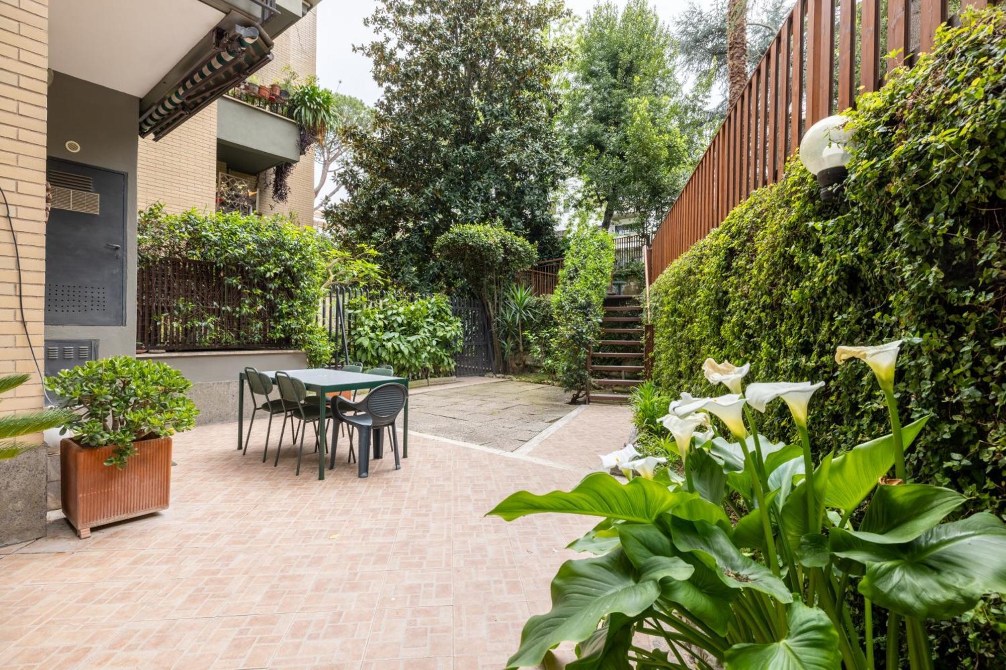 Vatican Home Garden By Varental, Rome
